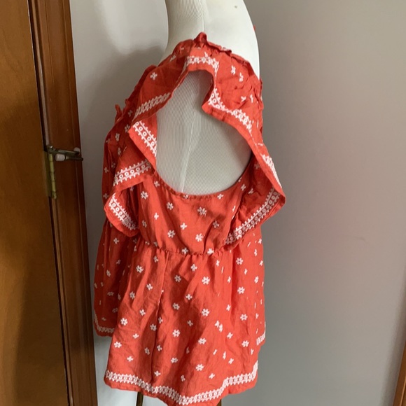 Old Navy New summer embroidered top
J - Picture 7 of 12